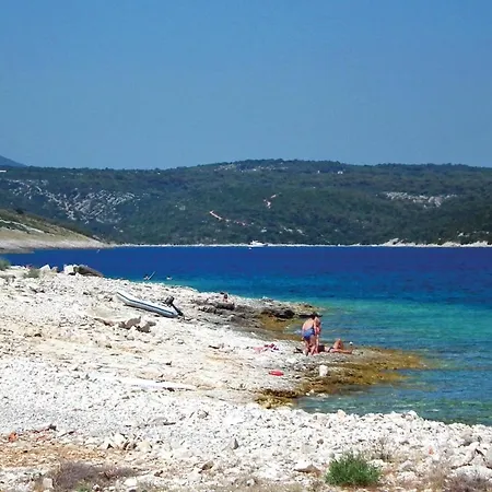 Gorgeous In Casa de Férias Povlja (Brac)
